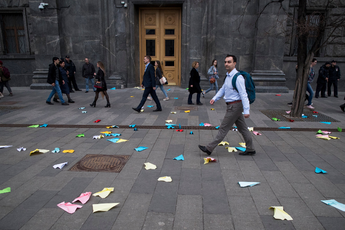 Demonstrators in Russia protest against ban on messaging app Telegram